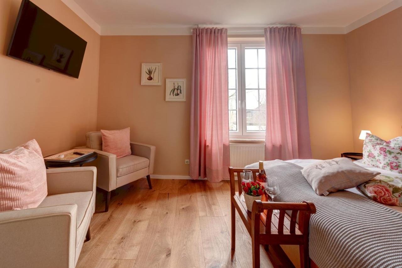Golf- & Landhotel Am Alten Deich Warwerort Luaran gambar